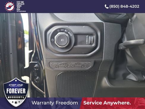 Used 2026 Jeep Wrangler Unlimited Sport AWD/4WD image 18