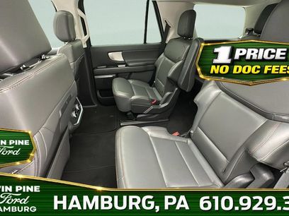 Used 2025 Ford Expedition Active