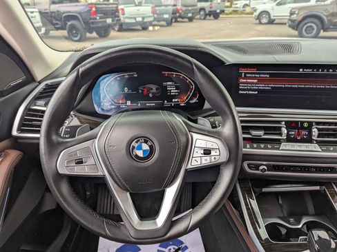 Used 2020 BMW X7 xDrive40i w/ Premium Package image 18