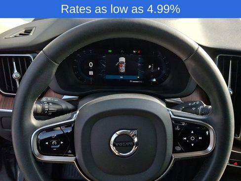 Certified 2023 Volvo XC60 B5 Plus w/ Climate Package image 19