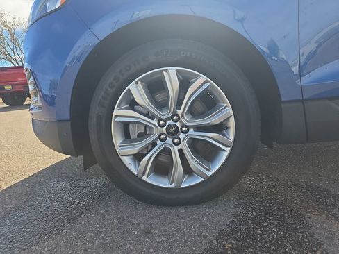 Used 2024 Ford Edge Titanium image 27