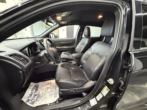 Used 2023 Mitsubishi Outlander Sport GT image 11