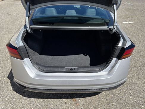 Used 2026 Nissan Altima 2.5 SV FWD image 26