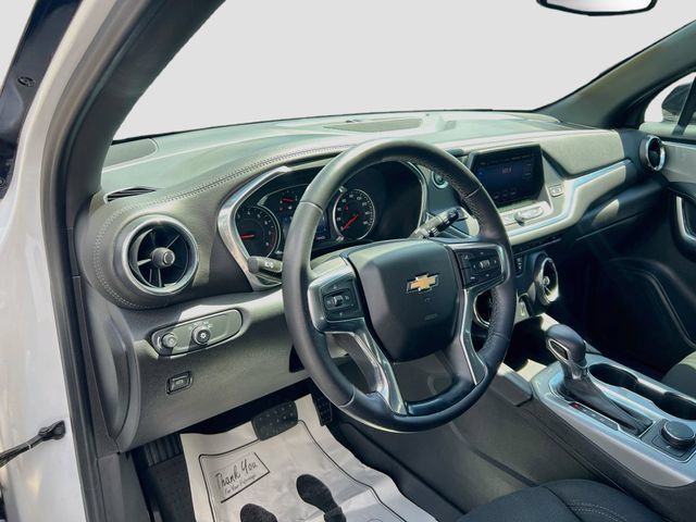 Used 2020 Chevrolet Blazer LT w/ Redline Edition FWD image 6