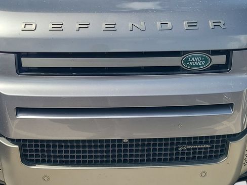 Used 2022 Land Rover Defender 110 X-Dynamic HSE AWD/4WD image 11