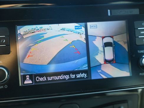 Used 2018 Nissan Leaf SL w/ SL Technology Package image 26