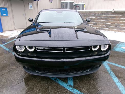 Used 2018 Dodge Challenger GT w/ GT Interior Package AWD/4WD image 2