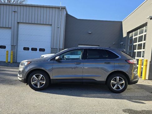 Used 2022 Ford Edge SEL w/ Convenience Package image 6