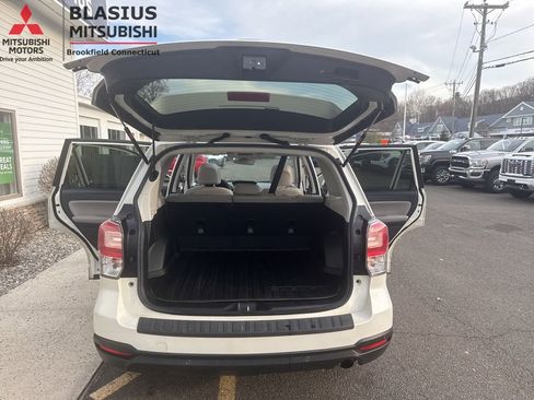 Used 2017 Subaru Forester 2.5i Limited AWD/4WD image 40