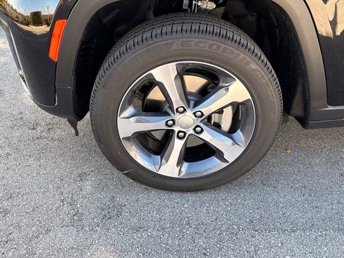 New 2026 Jeep Grand Cherokee L Limited RWD image 33
