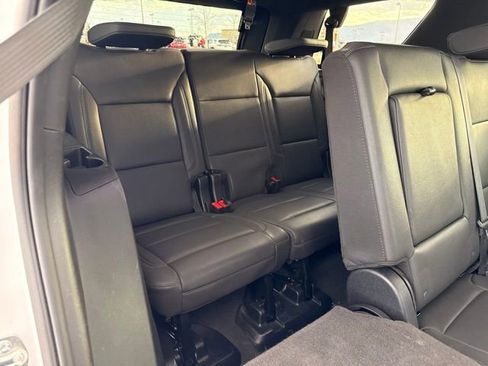 Used 2025 Chevrolet Tahoe LT image 31