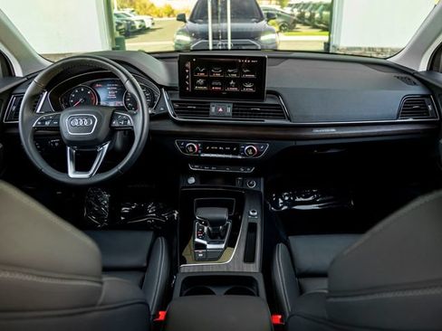 Used 2024 Audi Q5 2.0T Premium w/ Convenience Package AWD/4WD image 20