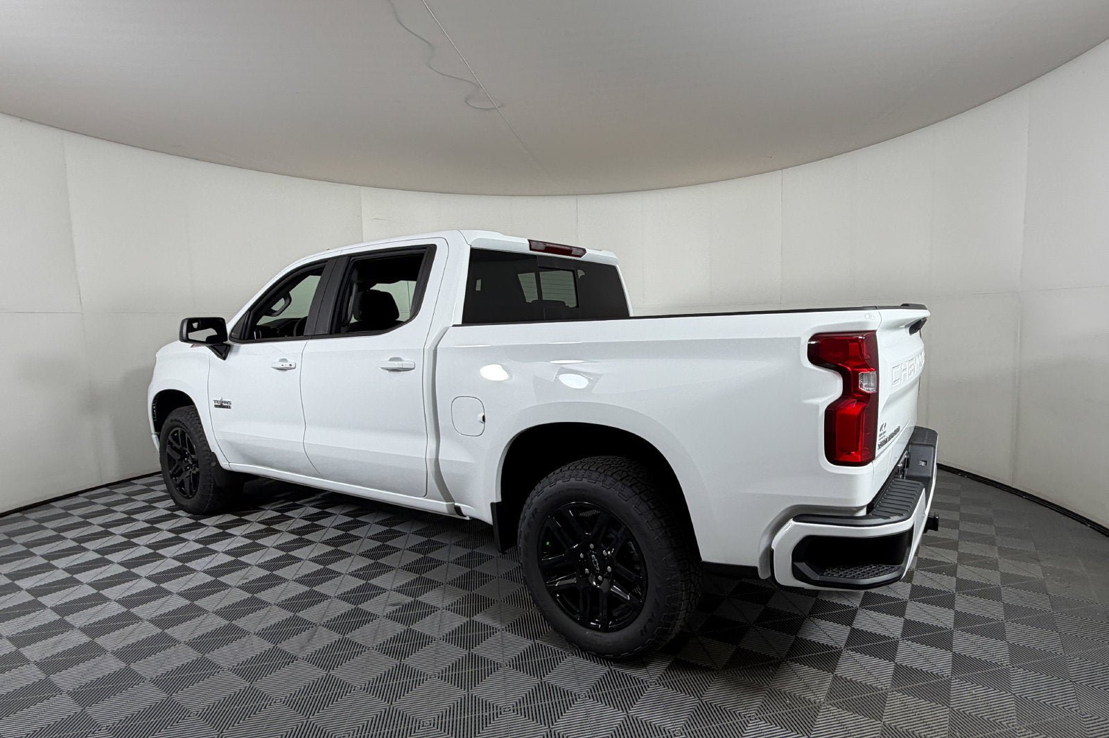 New 2026 Chevrolet Silverado 1500 RST AWD/4WD image 3