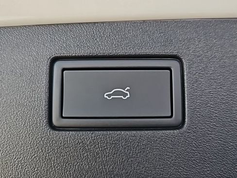 New 2026 Volkswagen Tiguan SE AWD/4WD image 20