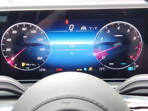 New 2025 Mercedes-Benz GLS 580 4MATIC image 17