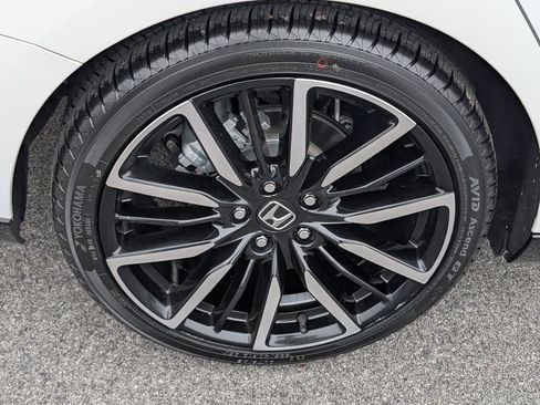 Used 2024 Honda Accord Touring image 26