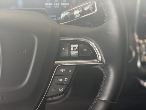 Used 2024 Lincoln Navigator Reserve AWD/4WD image 33