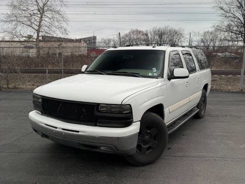 Used 2004 Chevrolet Suburban LT w/ Preferred Equipment Group AWD/4WD image 1