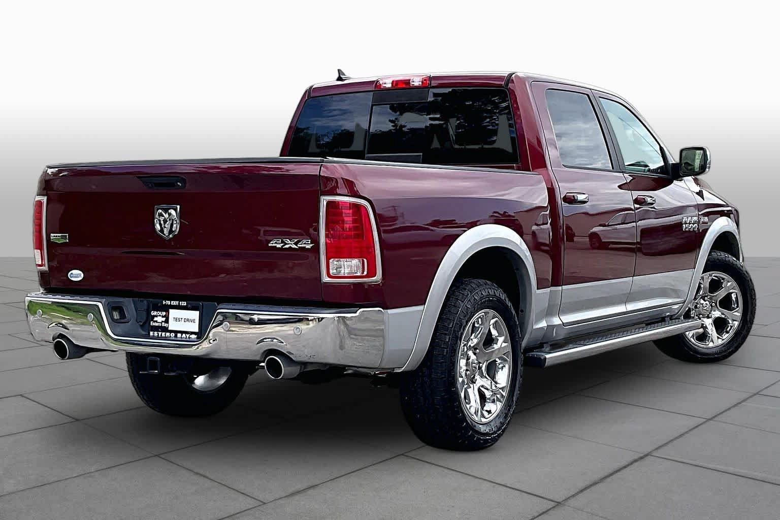 Used 2017 RAM 1500 Laramie w/ Convenience Group AWD/4WD image 13