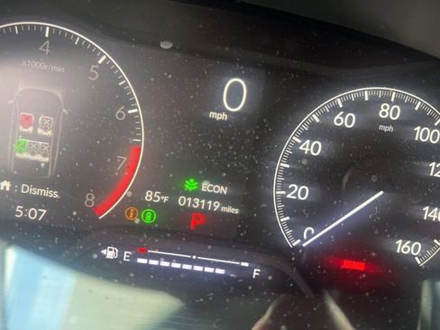 Used 2025 Honda Civic Sport image 2