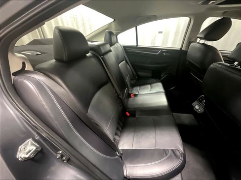 Used 2018 Subaru Legacy 2.5i Limited image 16