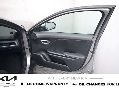 New 2026 Kia K4 FWD image 16
