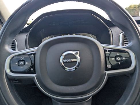 Used 2019 Volvo XC90 T6 Momentum w/ Protection Package Premier image 20