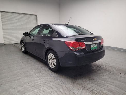 Used 2016 Chevrolet Cruze LS image 5