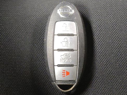 Used 2022 Nissan Sentra SV FWD image 32