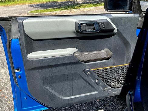 Used 2022 Ford Bronco Badlands image 17