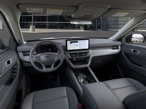 New 2025 Ford Explorer Active w/ Active Comfort Package image 18