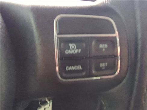 Used 2018 Jeep Wrangler Unlimited Sport w/ Connectivity Group image 12