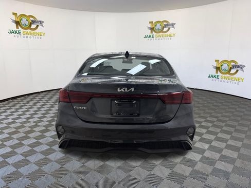 Certified 2024 Kia Forte LXS w/ LXS Technology Package FWD image 9