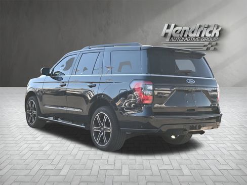 Used 2021 Ford Expedition Limited image 8