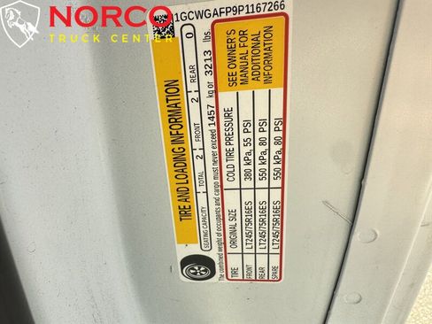 Used 2023 Chevrolet Express 2500 w/ Driver Convenience Package image 25