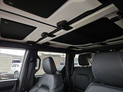 New 2025 Ford Bronco Badlands w/ Sasquatch Package image 22