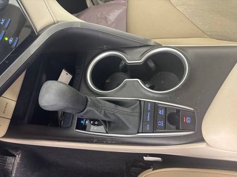 Used 2023 Toyota Camry LE FWD image 10
