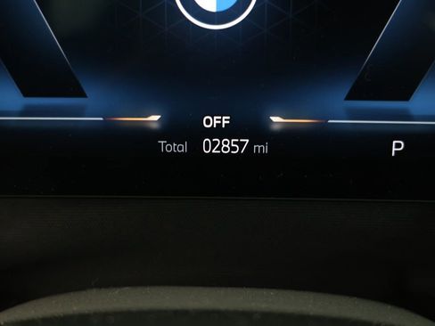 Used 2024 BMW 740i image 15