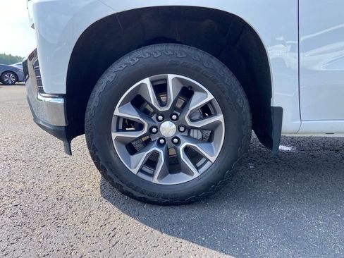 Used 2022 Chevrolet Silverado 1500 LT image 10