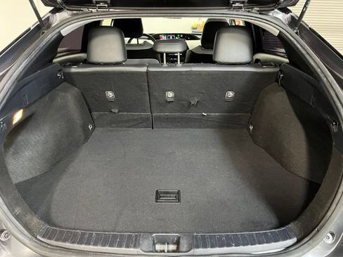 Used 2016 Toyota Prius Three Touring FWD image 14