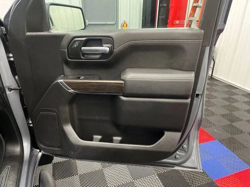 Used 2019 Chevrolet Silverado 1500 LT w/ All-Star Edition AWD/4WD image 12