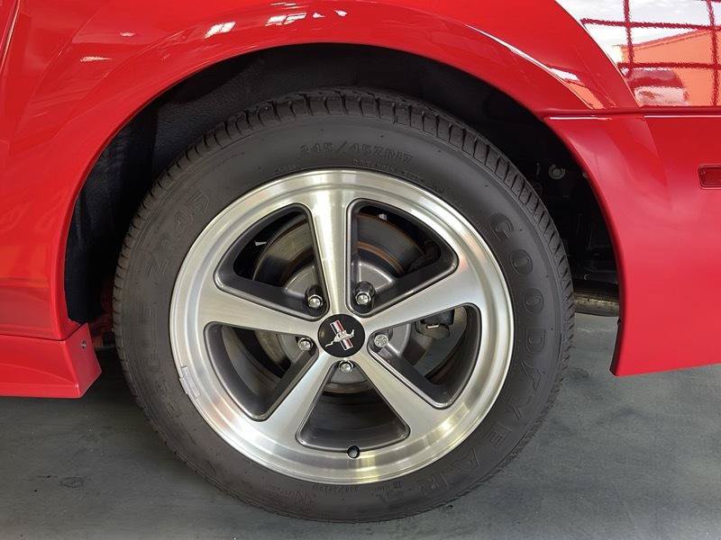 Used 2004 Ford Mustang Mach 1 RWD image 72