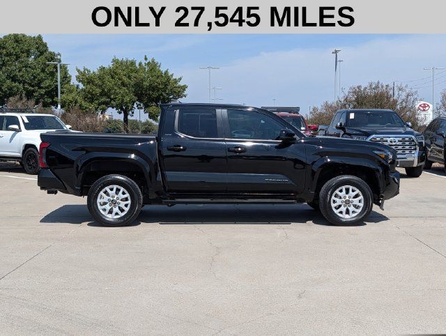 Used 2024 Toyota Tacoma SR5 AWD/4WD image 4