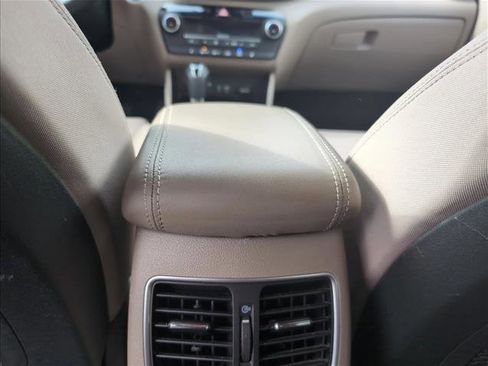 Certified 2021 Hyundai Tucson Sport image 18