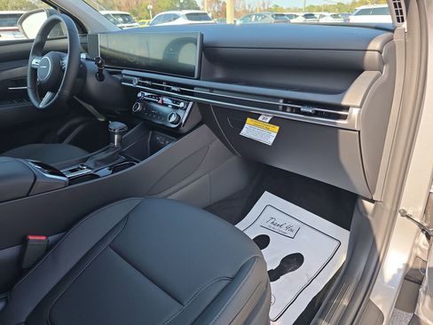 New 2026 Hyundai Tucson SEL image 11