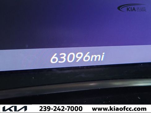 Used 2020 Chevrolet Blazer LT w/ Sound & Technology Package FWD image 21