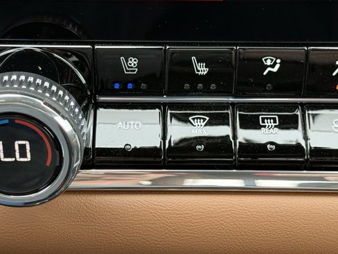 New 2026 GMC Canyon AT4 w/ Technology Plus Package AWD/4WD image 20