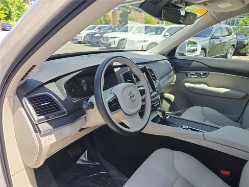 Used 2020 Volvo XC90 T5 Momentum AWD/4WD image 22