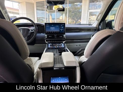 Used 2022 Lincoln Navigator Black Label AWD/4WD image 8