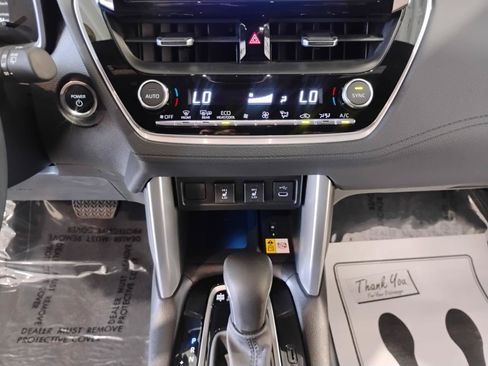Used 2023 Toyota Corolla Cross AWD Hybrid w/ Convenience Package image 75
